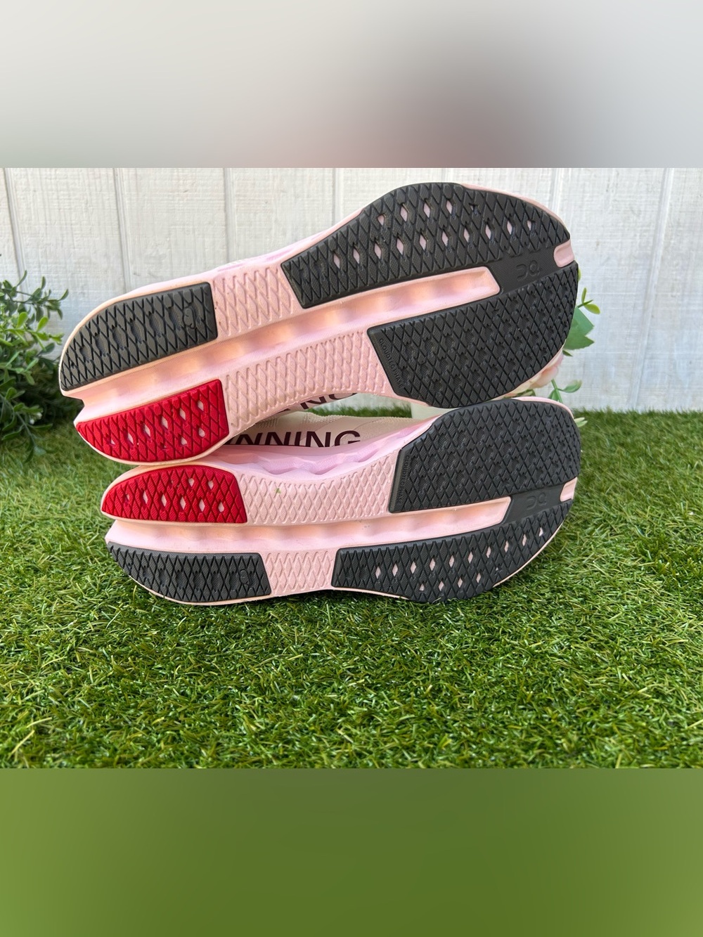 ON Cloudsurfer Next Peony | Ivory WOMEN size 7.5 gently used - Picture 16 of 16